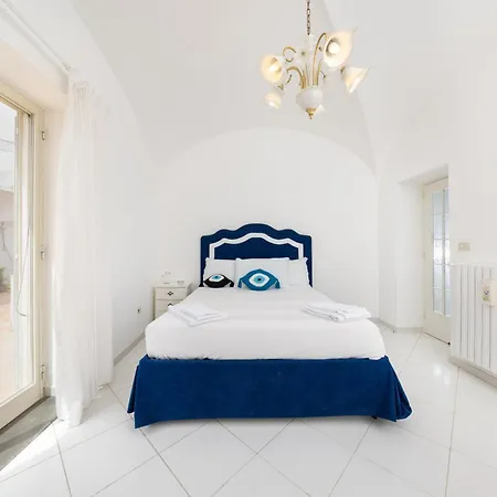 Casa vacanze Caprigetaway - La Rosa Bianca *